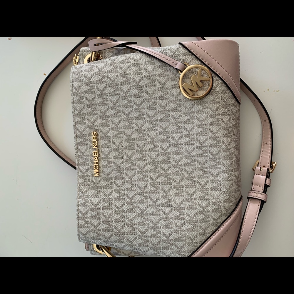 Michael Kors Crossbody Bag